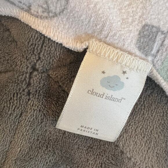 Bundle of Four Small Swaddle Blankets - Picture 8 of 10